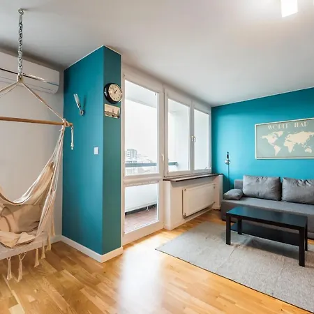 Ratusz Arsenal Modern By Bookinghost *