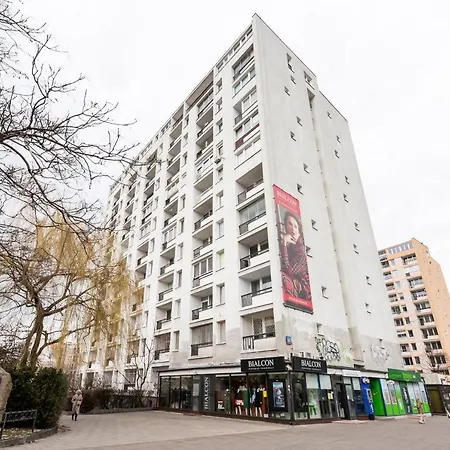 Ratusz Arsenal Modern * Warsaw