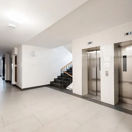 Ratusz Arsenal Modern Apartment