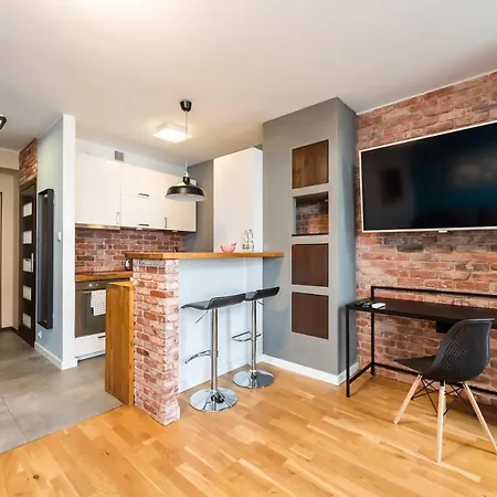Ratusz Arsenal Modern By Bookinghost Apartment *
